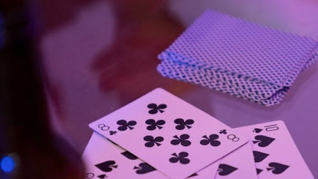 ù phỏm tiếng anh là gì